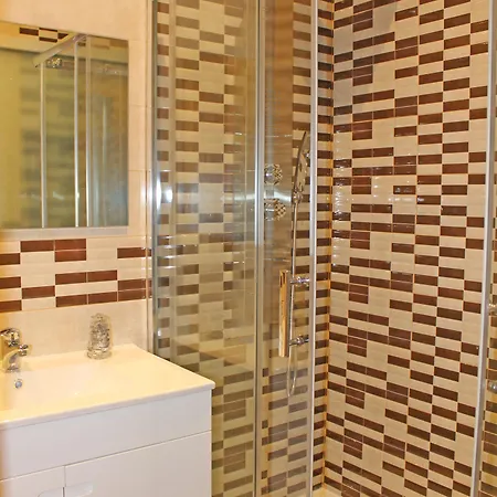 Guest house Monte Carlo Love