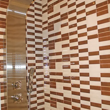 Monte Carlo Love Porto